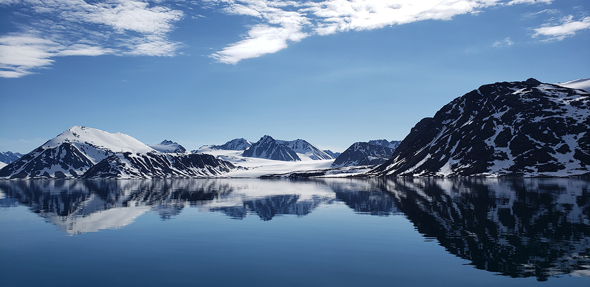 Backyard Svalbard: Bespoke tours by and for skiers