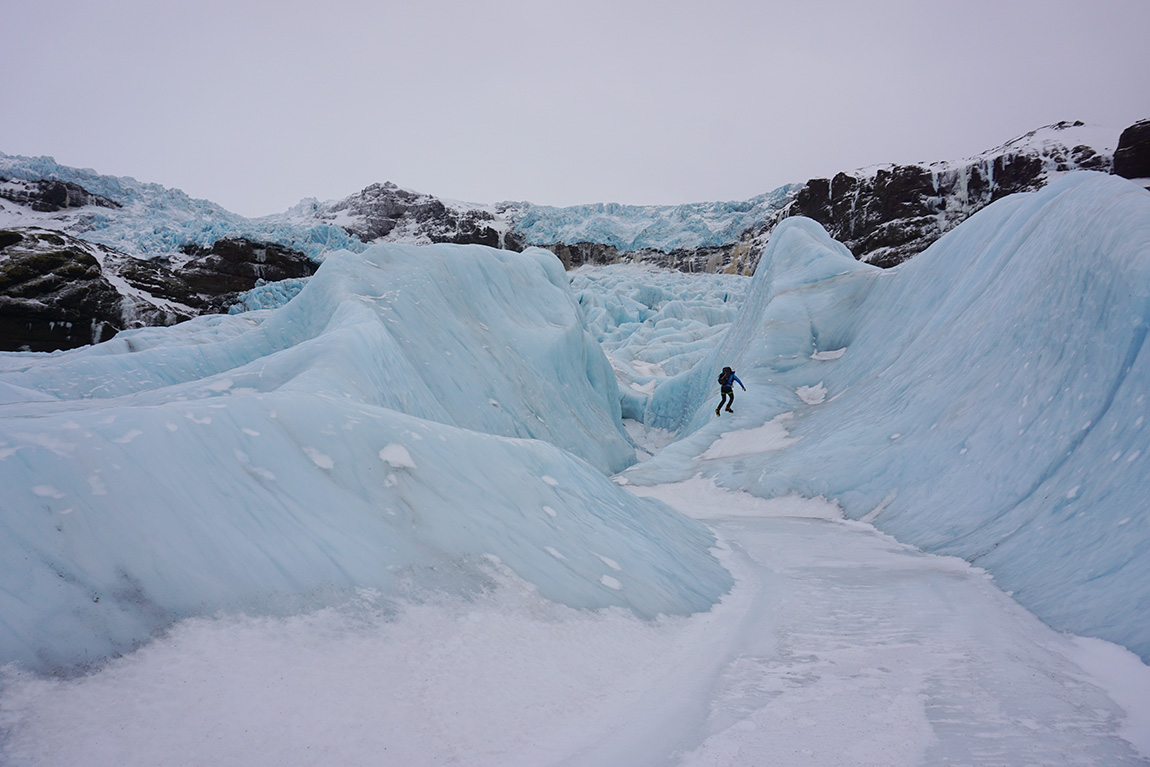 Ice Guardians: Immersive glacier experiences with highly experienced guides