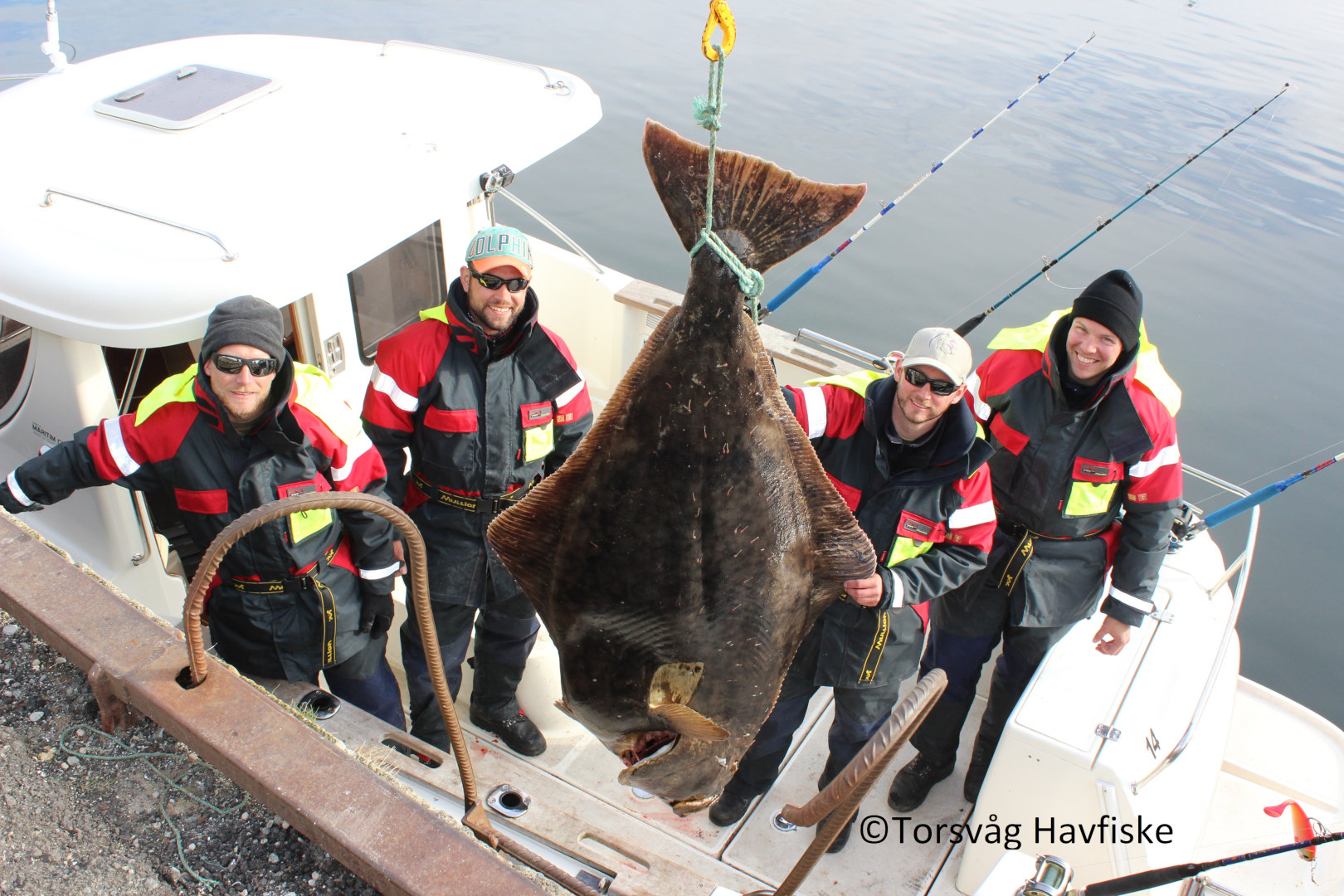 Visit Karlsoy_2_fishing_Torsvåg Havfiske