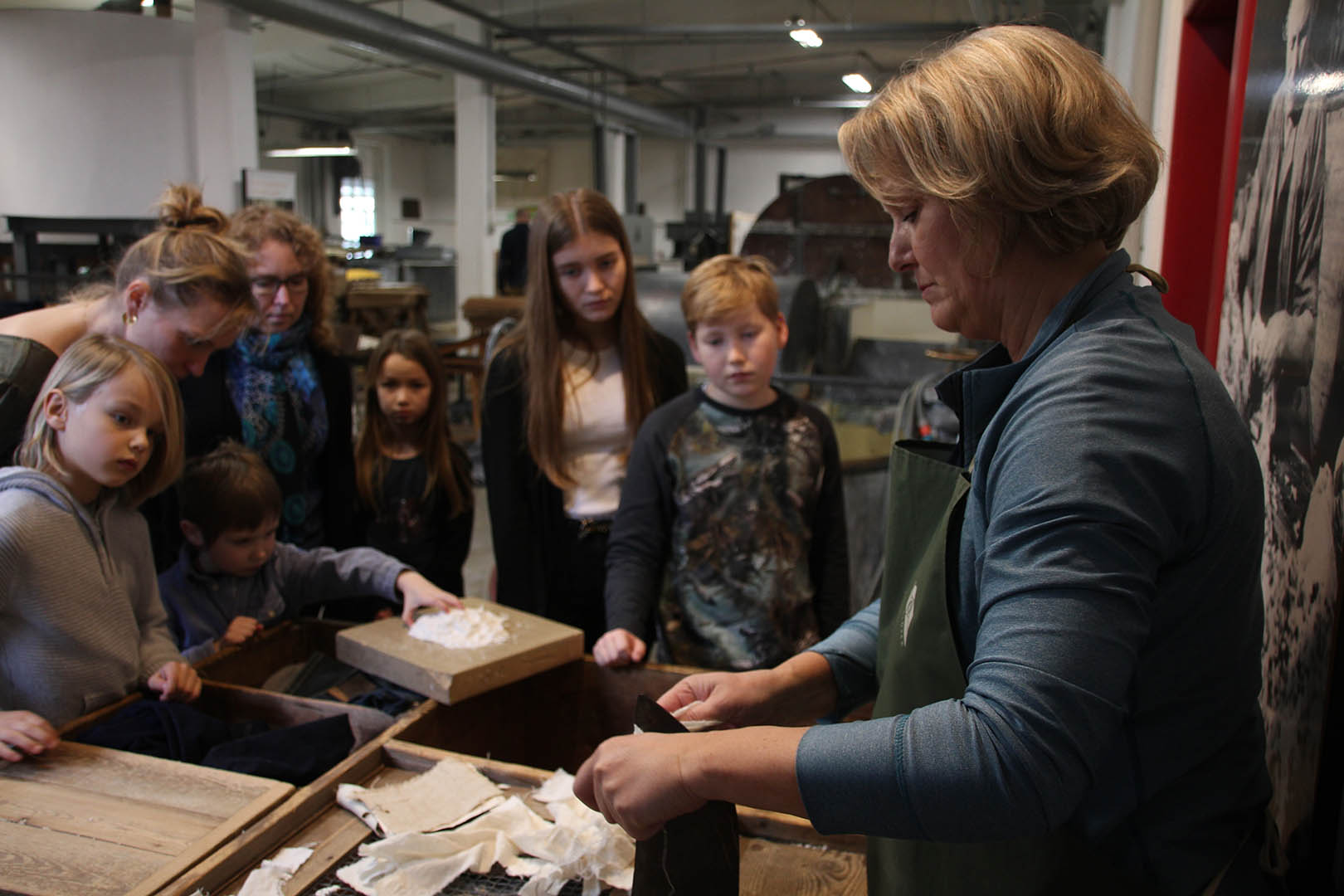 Museum Silkeborg, Making paper at the paper mill in Silkeborg, a historic paper mill that, among other things, made safety paper for banknotes