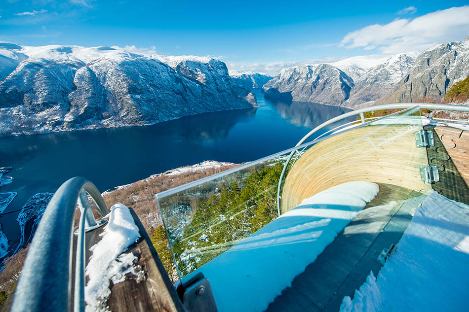 Fjord Tours: Be environmentally friendly while experiencing the northern lights