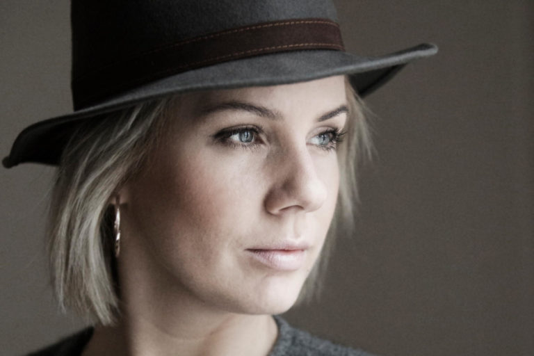 Ina Wroldsen The Norwegian voice behind the world Going solo