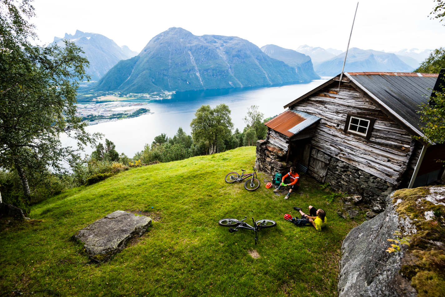 the-best-of-norwegian-leisure-homes-how-to-experience-norway-like