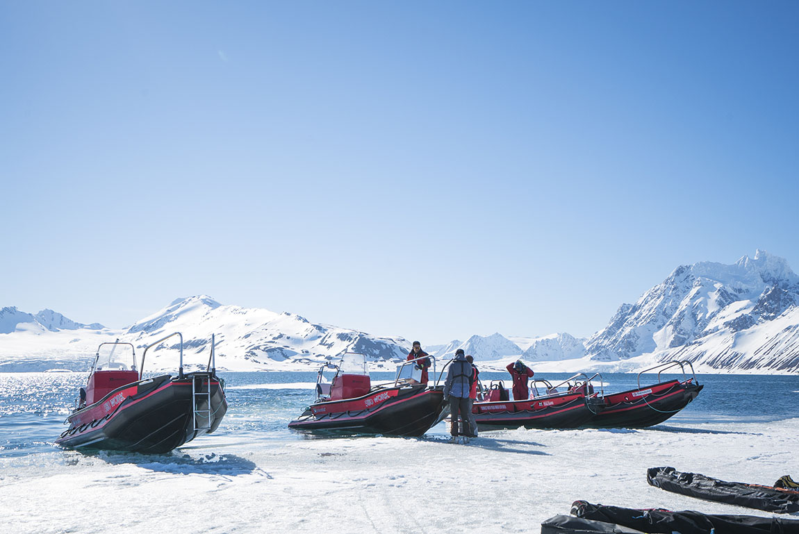 Svalbard Expeditions: Explore mighty Svalbard: adventure and relaxation in the Arctic