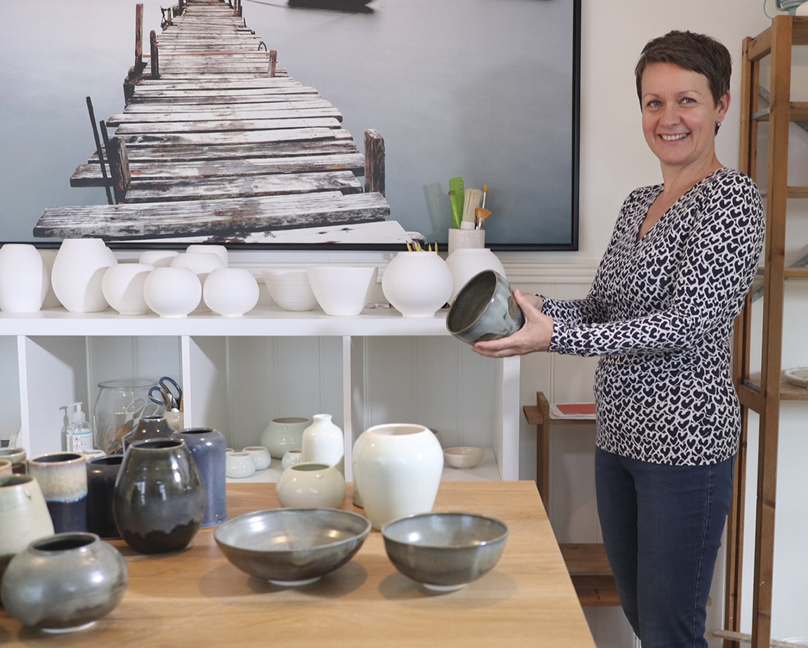 Cosy Times Ceramics: Handmade ceramics and expressionist art on the banks of a Danish fjord