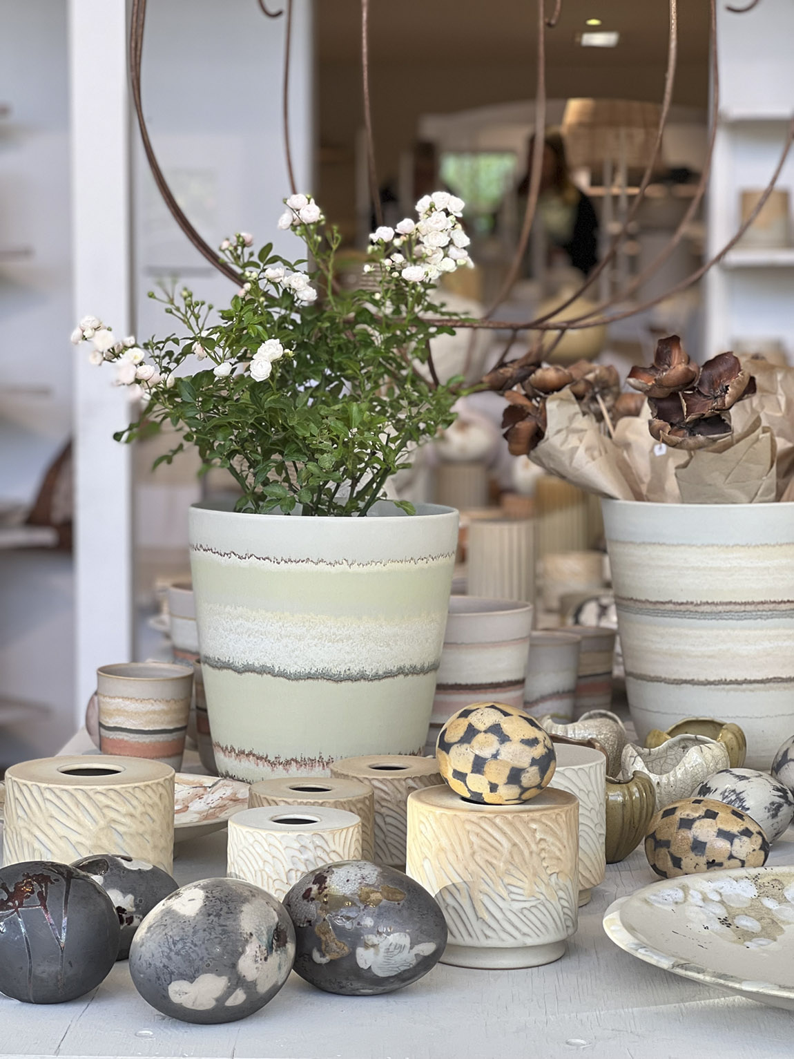 Paradisverkstaden: Slow living through exquisite handcrafted stoneware