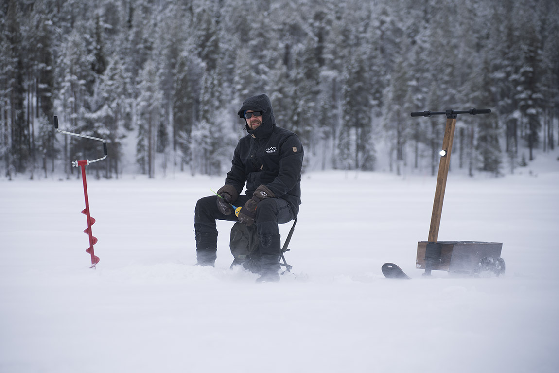 Discover Nordic wilderness on eLyly’s compact, eco snow scooter