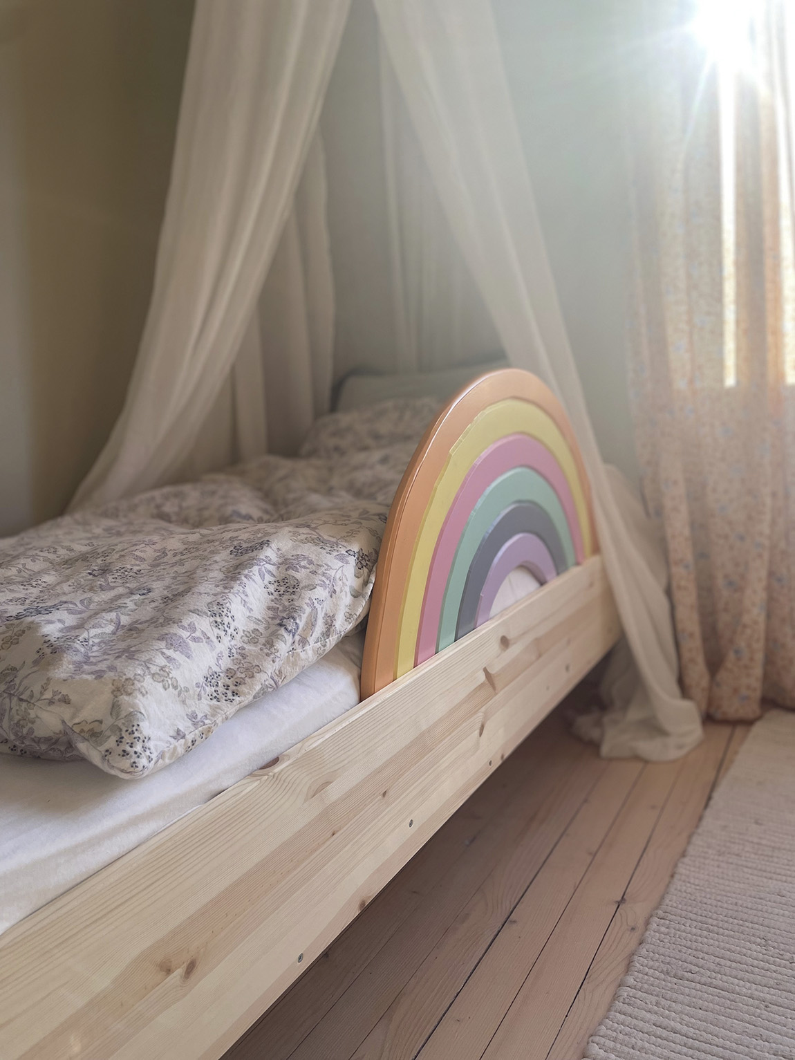 Sengehesten: Sustainable Norwegian design to help kids sleep safely