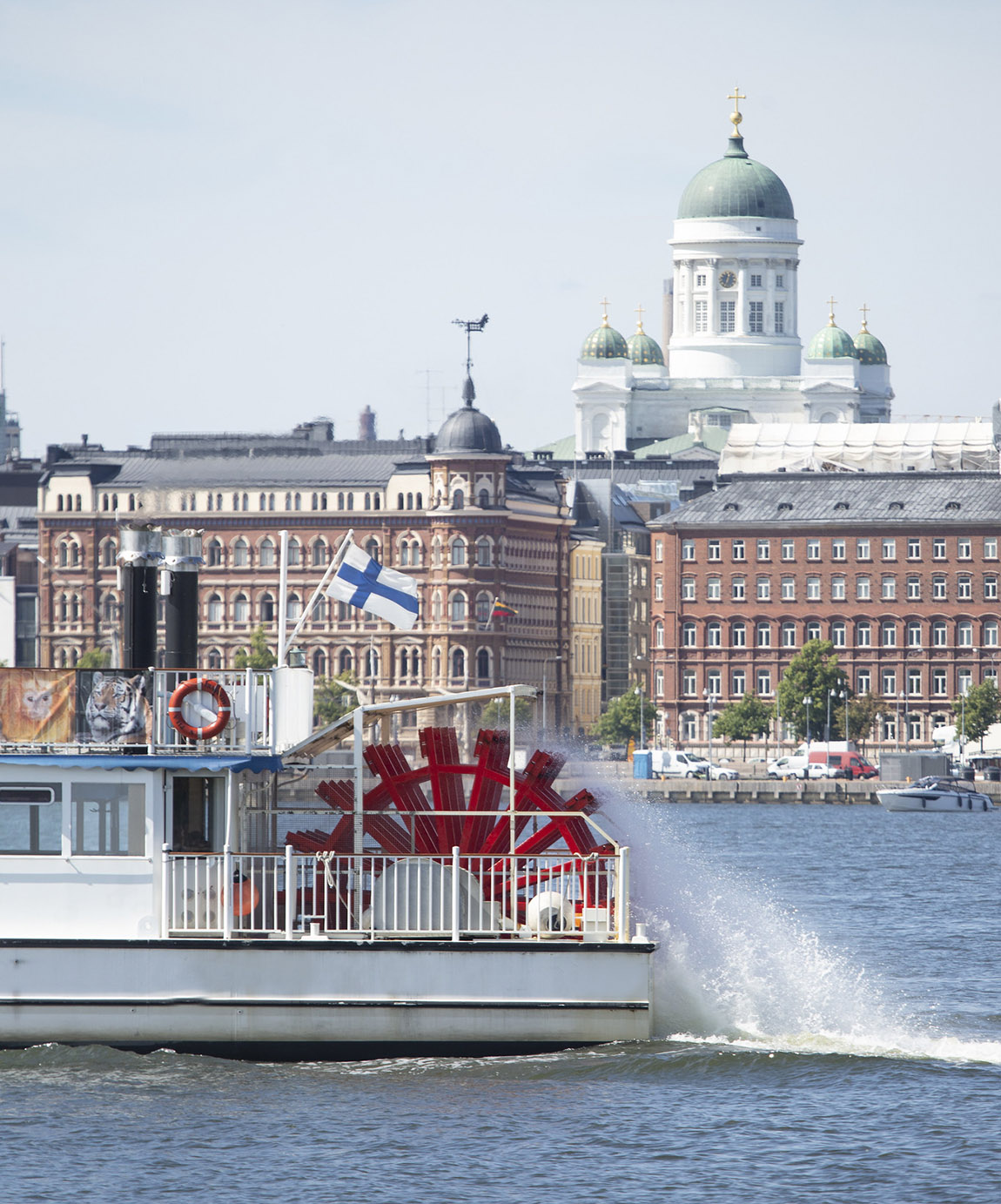 JT-Line: Cruise to sandy beaches or one of the world’s oldest zoos from the heart of Helsinki