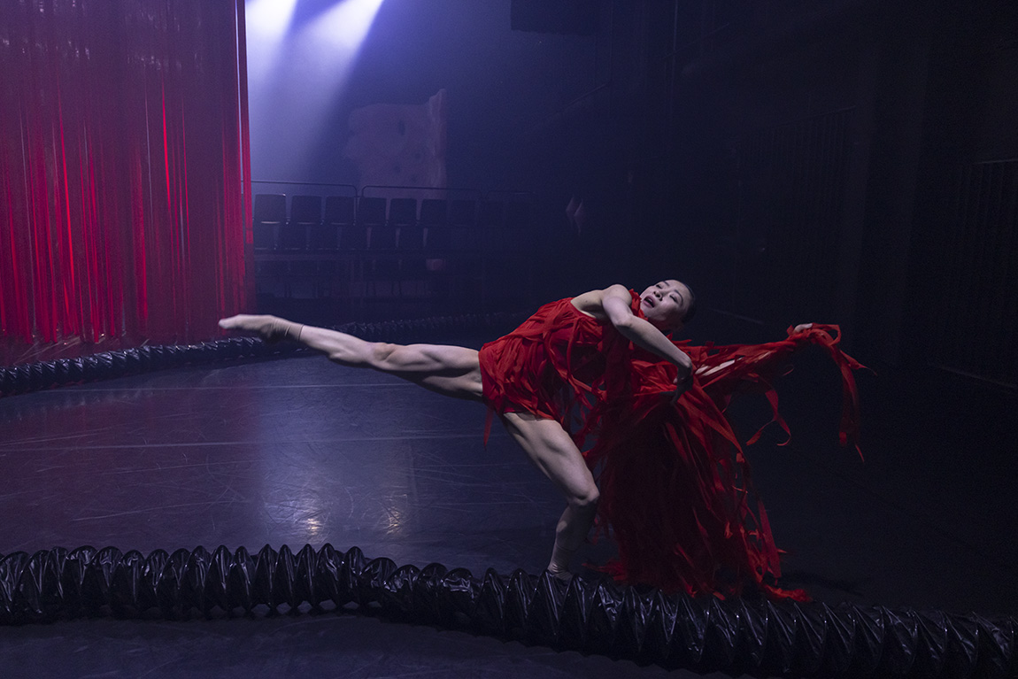 Skånes Dansteater: Explore life’s contrasts with dance theatre