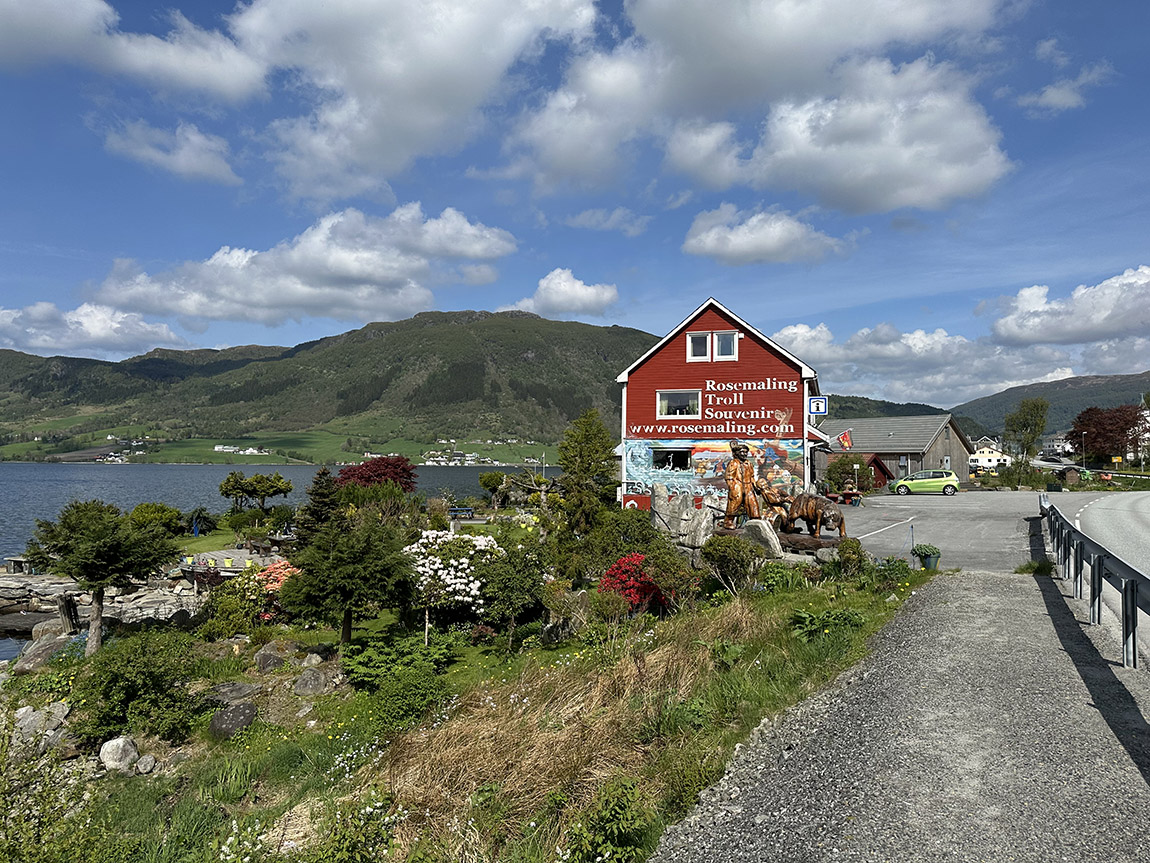 Explore the natural beauty and rich culture of Vindafjord this summer