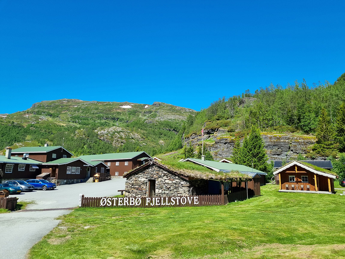 Østerbø Fjellstove Discover the beautiful and historic Aurlandsdalen