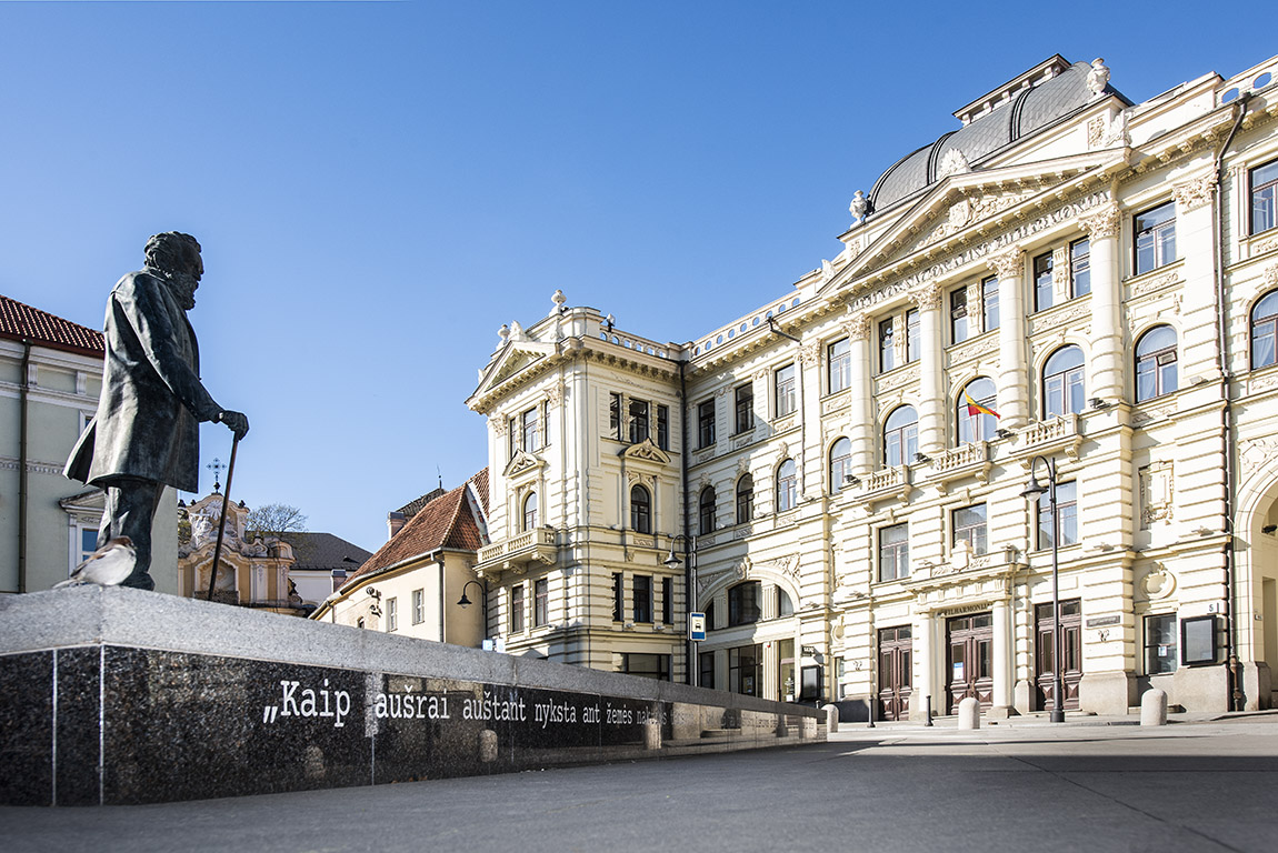 Lithuanian National Philharmonic Society: Out of love for music