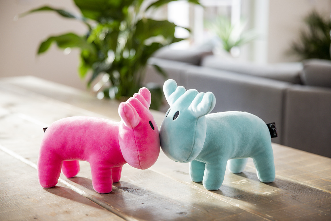 Moz Sweden: Playful elk design from Sweden, loved across the world